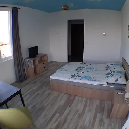 Sunshine Byala Bed & Breakfast *